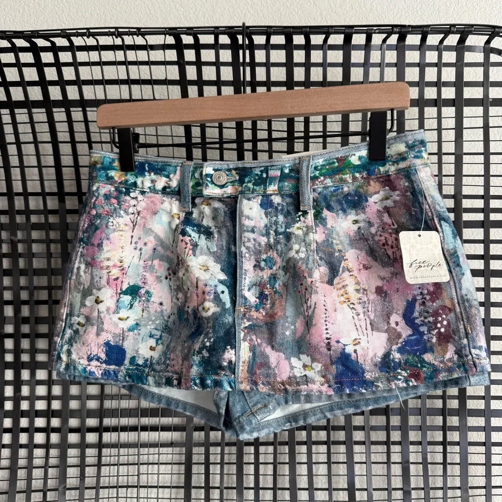 Free people We The Free Gallivanting Illusions Skort pink floral canvas